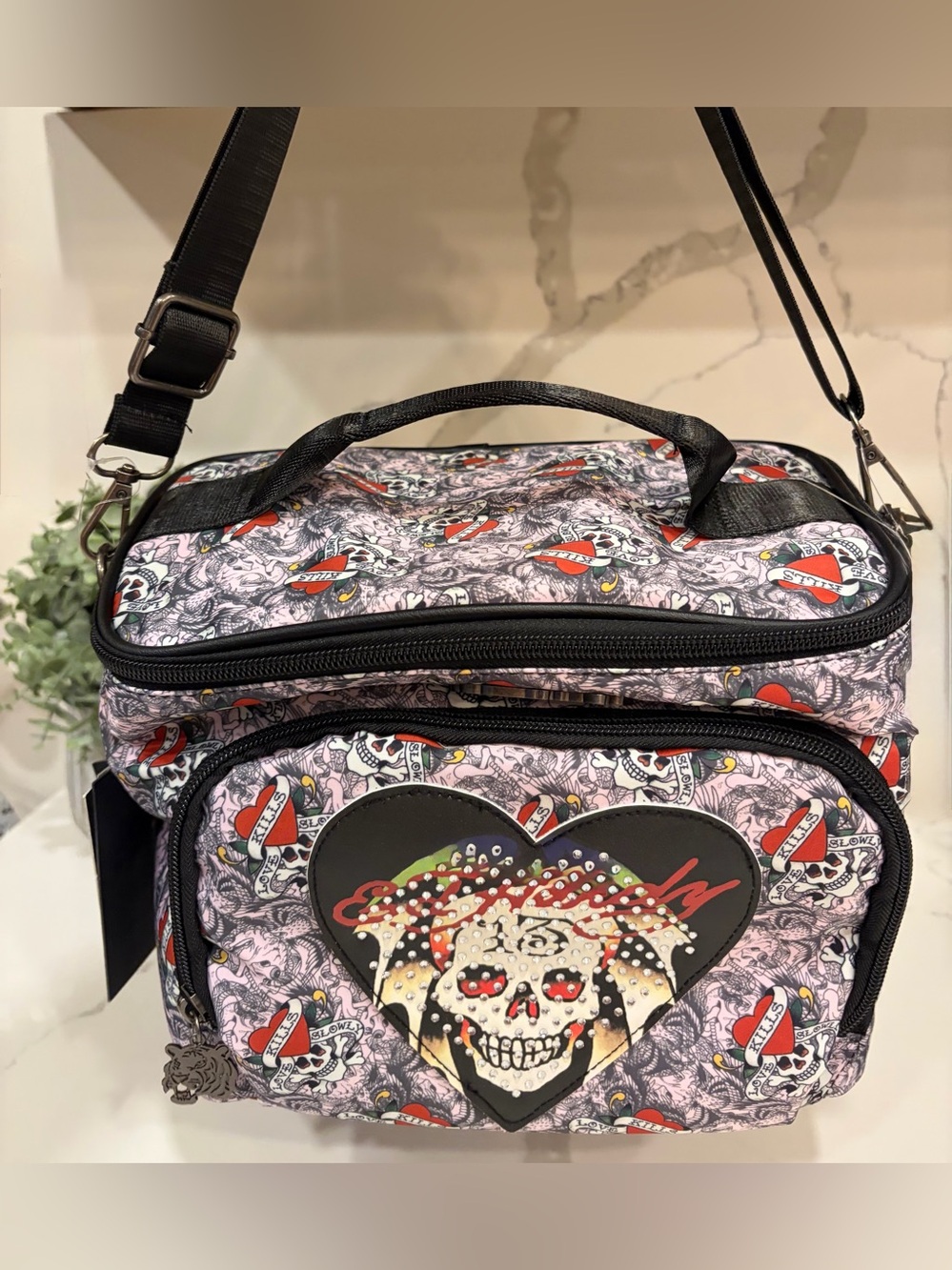 Ed Hardy Y2K Pink Tattoo
Rhinestone Skull Insulated Lunch
Bag / Cooler Brand New